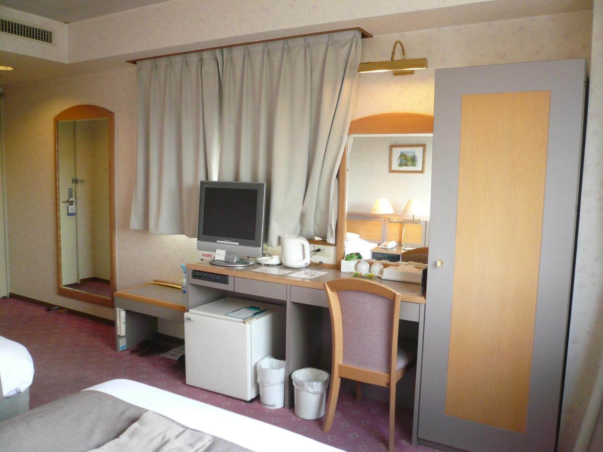 Takayama City Hotel Four Seasons Esterno foto
