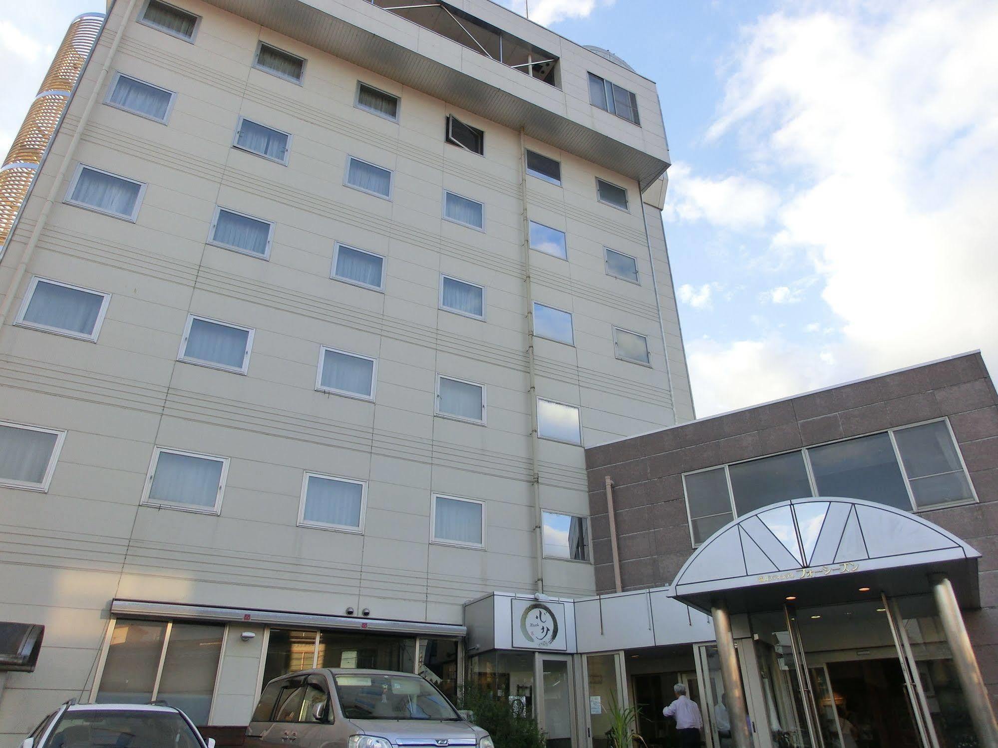 Takayama City Hotel Four Seasons Esterno foto